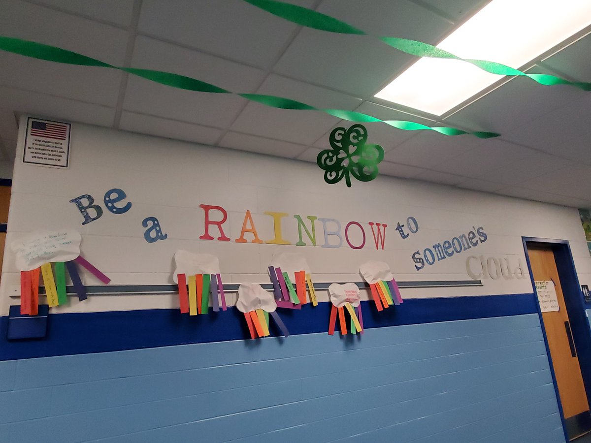 wcsulkson's tweet photo. It is looking like spring here at EVA!  Loving the rainbows in our elementary hallway! 🌈 https://t.co/gim2NgIlBi