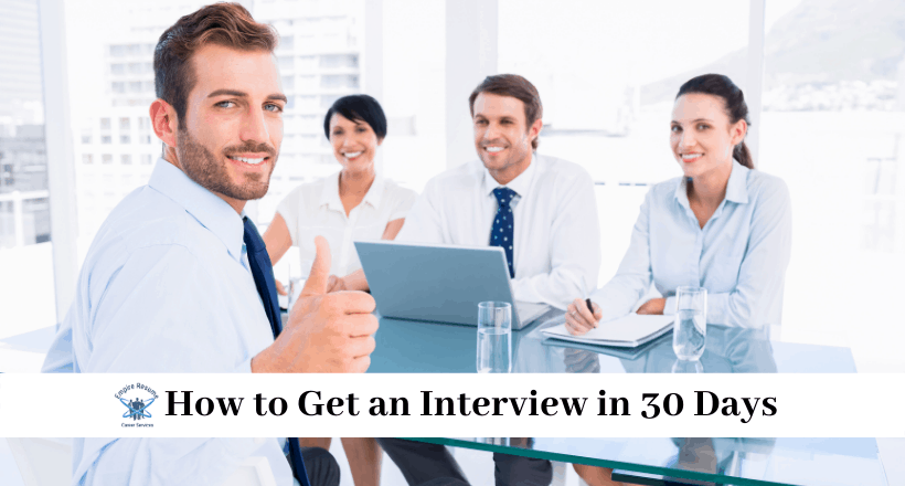 Учитель коуч. Бизнес тематика. Молодежь и предпринимательство. Удивленный радостный человек. Офисный работник.