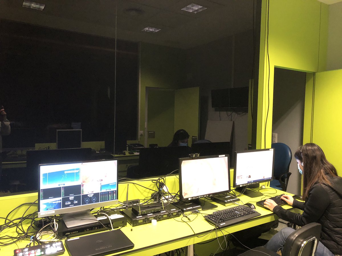 CTF_ASACEC's tweet photo. Segunda jornada de “Curso Interdisciplinar de Cirugía Laparoscópica de Suelo Pélvico”. Sesión Quirurgicas en directo. Organizado por los servicios de #CGD y de #Ginecología del #chuac . #asacec https://t.co/wcLvsFUjyq