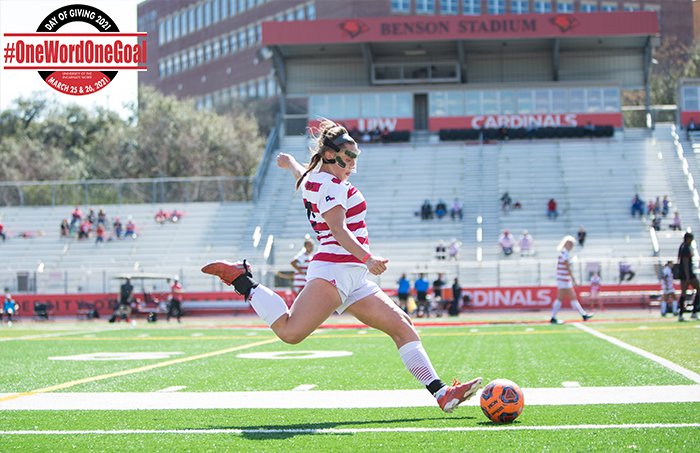Five. More. Days.
🔗:bit.ly/3vAk28v
#OneWordOneGoal #UIWDayOfGiving