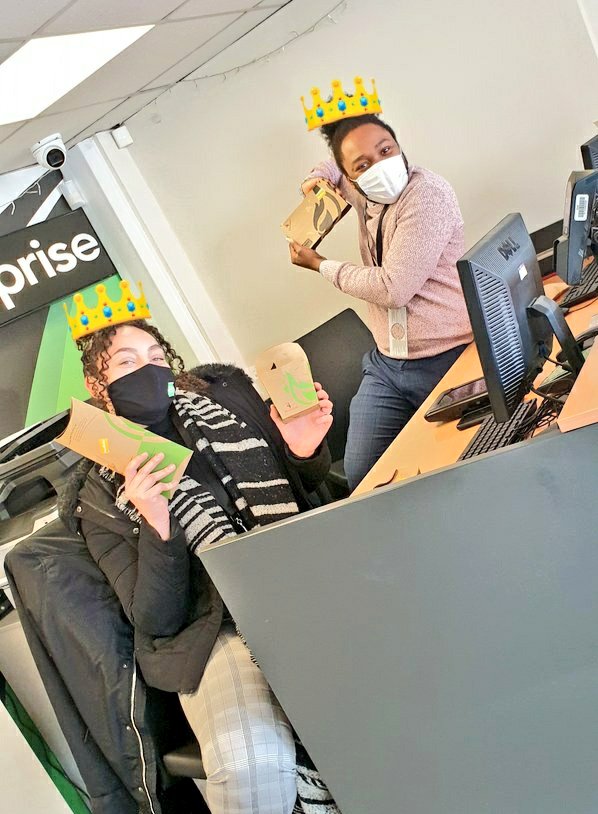U1 Risk Team (@se_riskteam) on Twitter photo Team U1D1 Dartford earned themselves a tasty Nando's 🌯 lunch from <a href="/jasnagra_erac/">jazz Nagra</a> for doing an amazing job with their bd holds!! Great work Ash & Holly.. keep the focus!🙌🏽⭐ #ReduceRisk #U1strong <a href="/RondaFulford/">Ronda Fulford</a> <a href="/ShamikPatel/">Shamik Patel</a> Team U1D1 Dartford earned themselves a tasty Nando's 🌯 lunch from <a href="/jasnagra_erac/">jazz Nagra</a> for doing an amazing job with their bd holds!! Great work Ash & Holly.. keep the focus!🙌🏽⭐ #ReduceRisk #U1strong <a href="/RondaFulford/">Ronda Fulford</a> <a href="/ShamikPatel/">Shamik Patel</a>