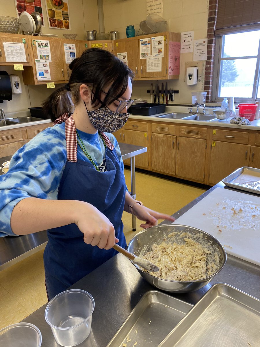 aberryfinn's tweet image. Homemade pasta with a marinara, carbonara and Alfredo.   #lhsculinary