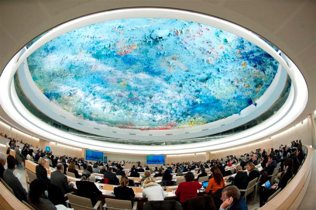 ONUGinebraEC's tweet photo. 🔴#HRC46 Ecuador 🇪🇨 presenta proyecto de resolución a @UN_HRC sobre acceso equitativo, oportuno y universal a vacunas en respuesta a pandemia COVID-19 @CancilleriaEc #TrabajamosPorEcuador https://t.co/ZP4epepgXw