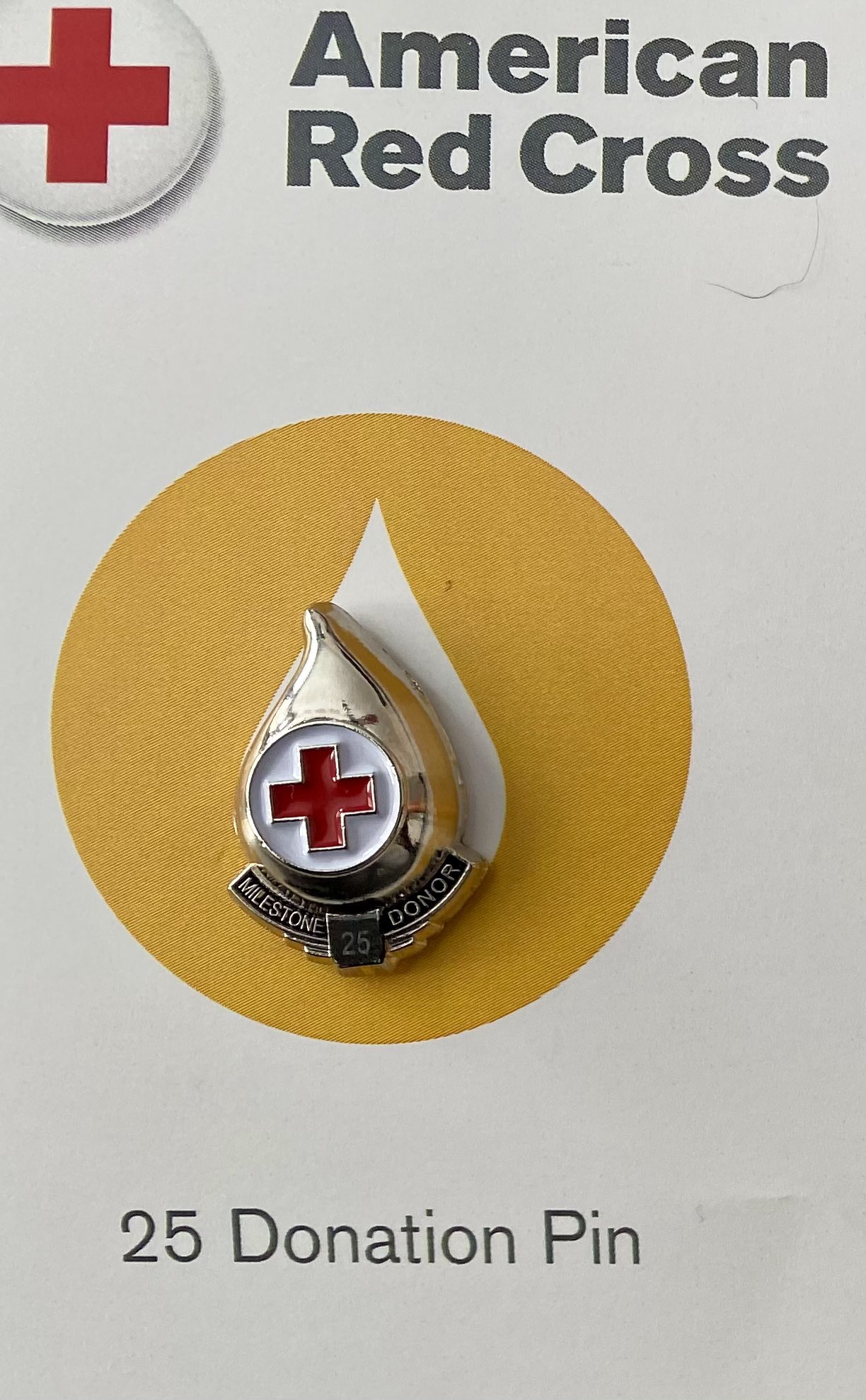 RED CROSS BLOOD DONOR 3 GALLON PIN 