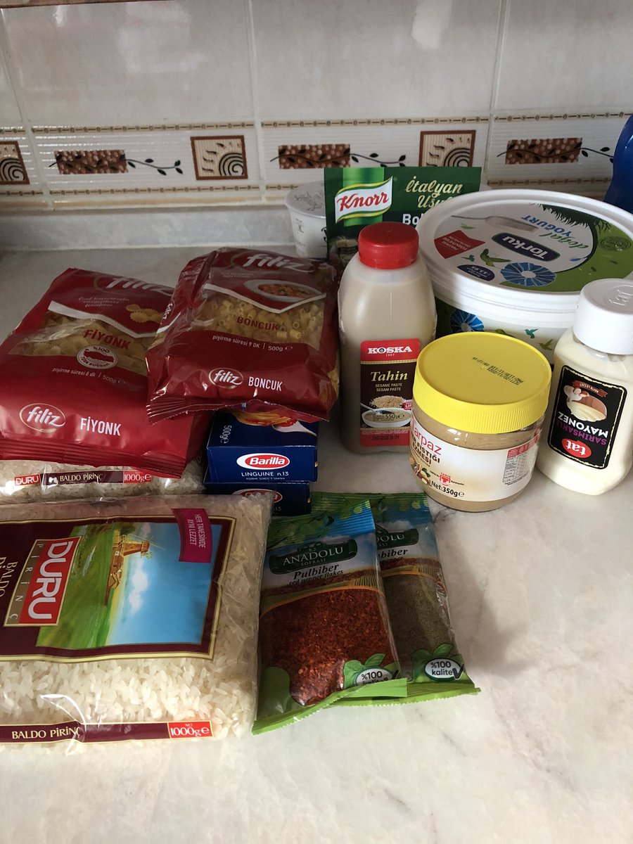 Bu ürünlerin toplamının 142 lira olmasının suçlusu tam olarak kim? Söyleyin de ona göre tweet atıcam.