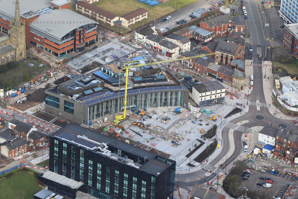 Good progress being made in Preston at the University of Central Lancashire's new Student Centre & Civic Square. @bandkbuild @UCLanMasterplan @LancashireCC @johnsutchcranes @UCLan @Hawkins_Brown @leponline