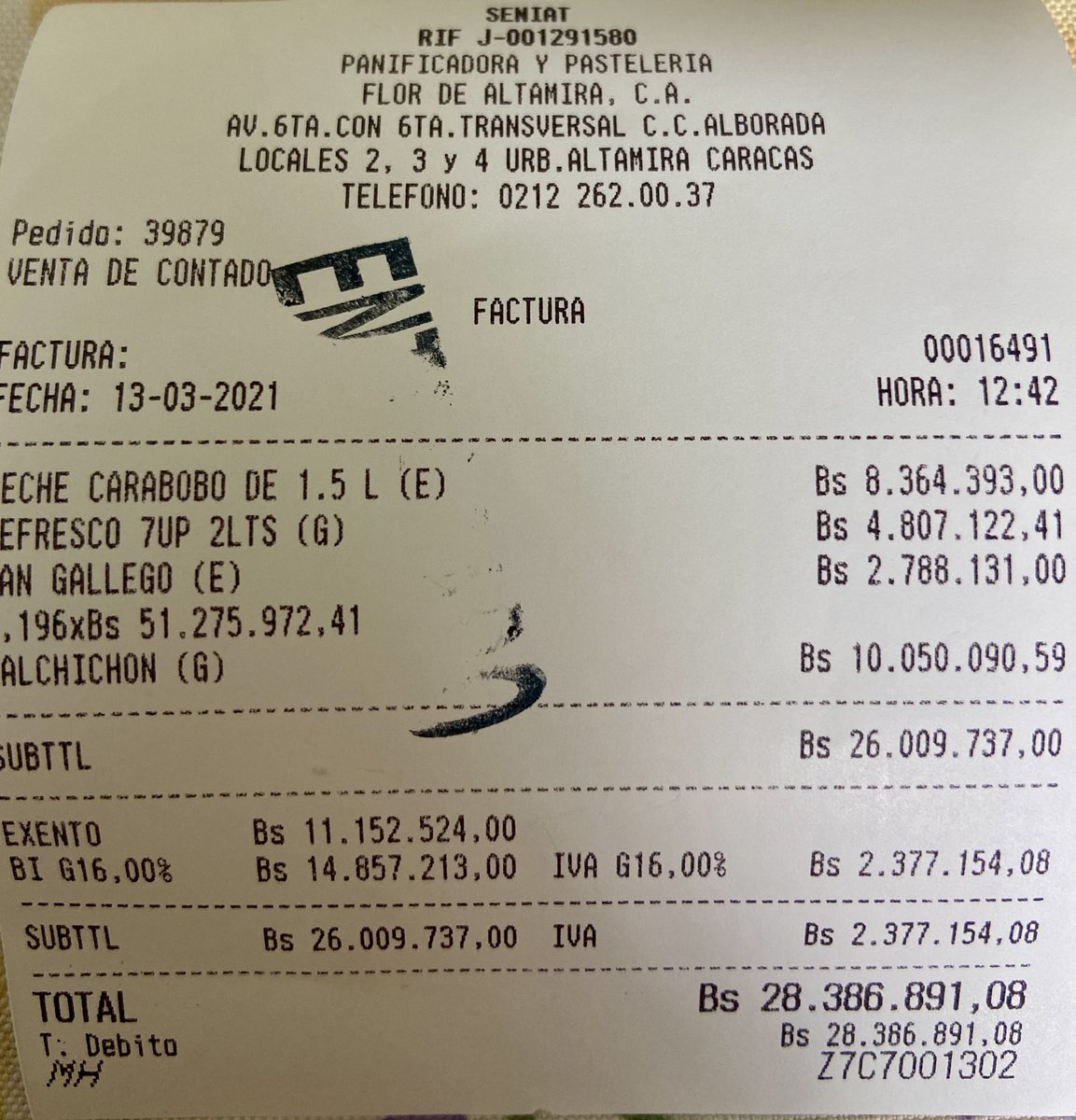 Sabes cuánto cuesta en Caracas 1.5 litro de leche ?  $ 4,50 dólares americanos . Será que nadie se preocupa por esto ? Ni el gobierno ni la industria láctea . Es una verguenza.