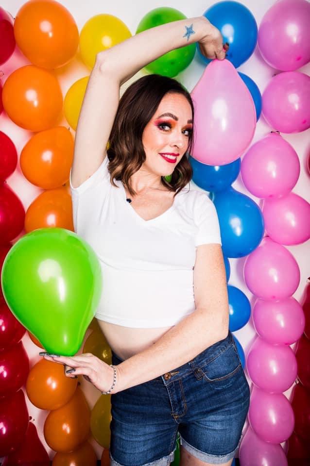 studio_o2o's tweet image. Love these fun shots one of our groups got at the studio! 😍 
WorkshopWonders &amp;amp; Rainbows, how amazing?! 🌈
.
Models: Katrina Jensen &amp;amp; Rebekah Vance 
Photographer: Kelly Branan 
Group: WorkshopWonders 
Studio: @studio_o2o 
.
#modeling #photography #rainbow