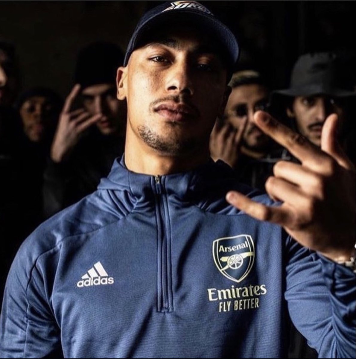 Bangrzfr's tweet photo. À ce jour, MAES comptabilise plus d’un demi milliard de vues ( environ 515 millions) sur sa chaîne YouTube, depuis sa première vidéo apparue en 2017. 👏

@MaesOfficiel https://t.co/YPT4zN5uzZ