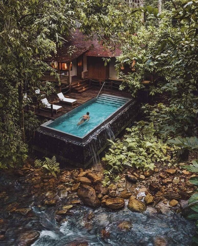 SamuelGalax's tweet photo. You and your 4th @. No internet, no cell phone, no worries! 🍃🌴🖤 https://t.co/1U9OKp1i70