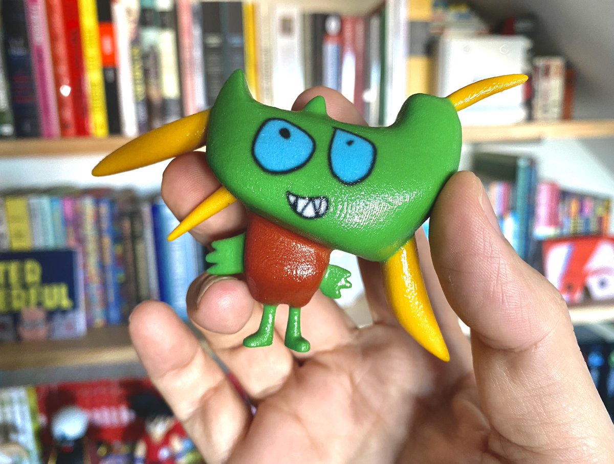 ManuelBartual's tweet photo. ¡PACHÍN acaba de entrar por la puerta! Ha quedado GENIAL. Gracias infinitas a @moyupi y a @jamsito por el trabajazo. 💚💚💚 https://t.co/KRk3qvjIi6