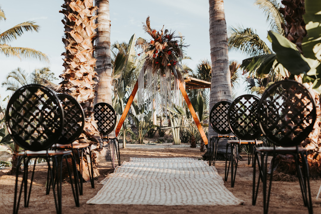 Paradero Todos Santos can provide a luscious, almost surreal backdrop to one of the most magical days of your life: your wedding.
⠀⠀⠀⠀⠀⠀⠀⠀⠀
📸: Fabi Rosas Photography / Cabo Wedding Photographer / Cabo Rental Decor / FLOWERS AND EVENTS LOS CABOS