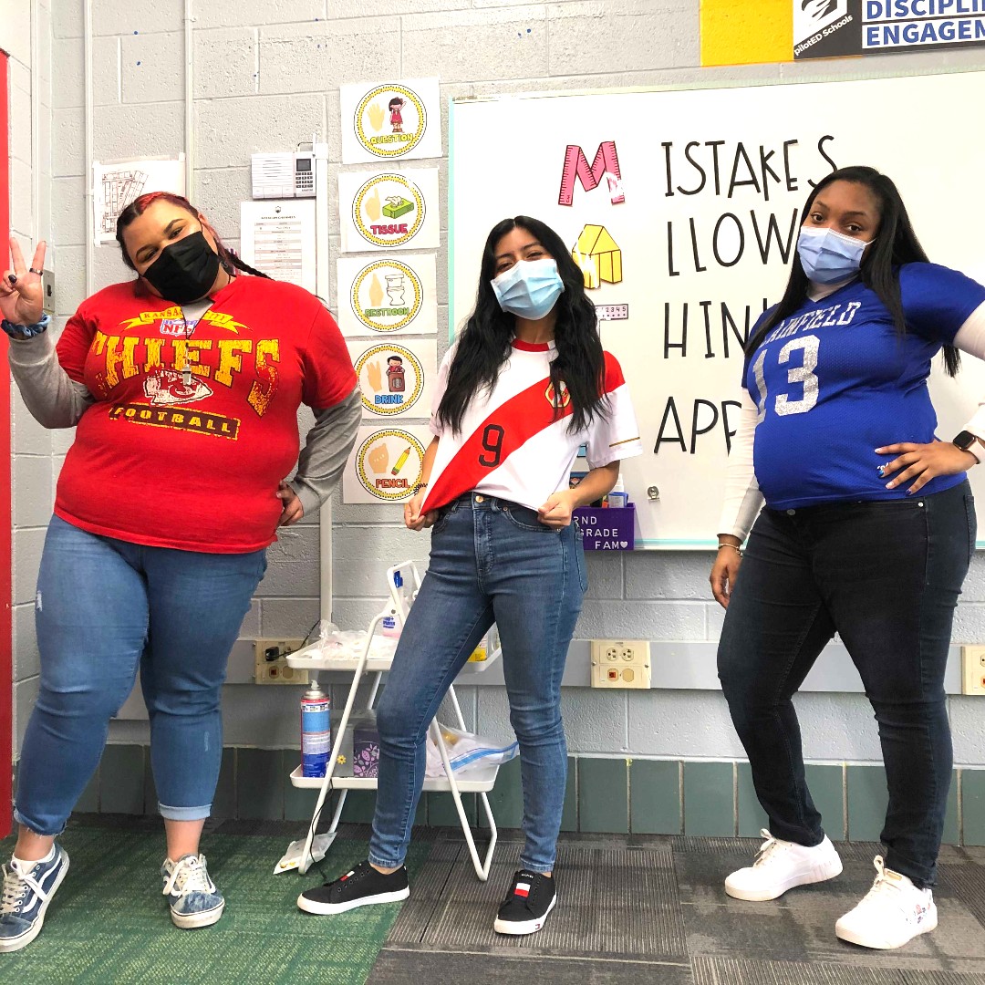 Spirit Week Update! Today is Sports Team Day and we sure have a lot of athletes in the house, representing the Pacers, Colts, Lakers, Seahawks, Bulls, and so much more. Tomorrow will be Wacky Wednesday! #community #pilotED