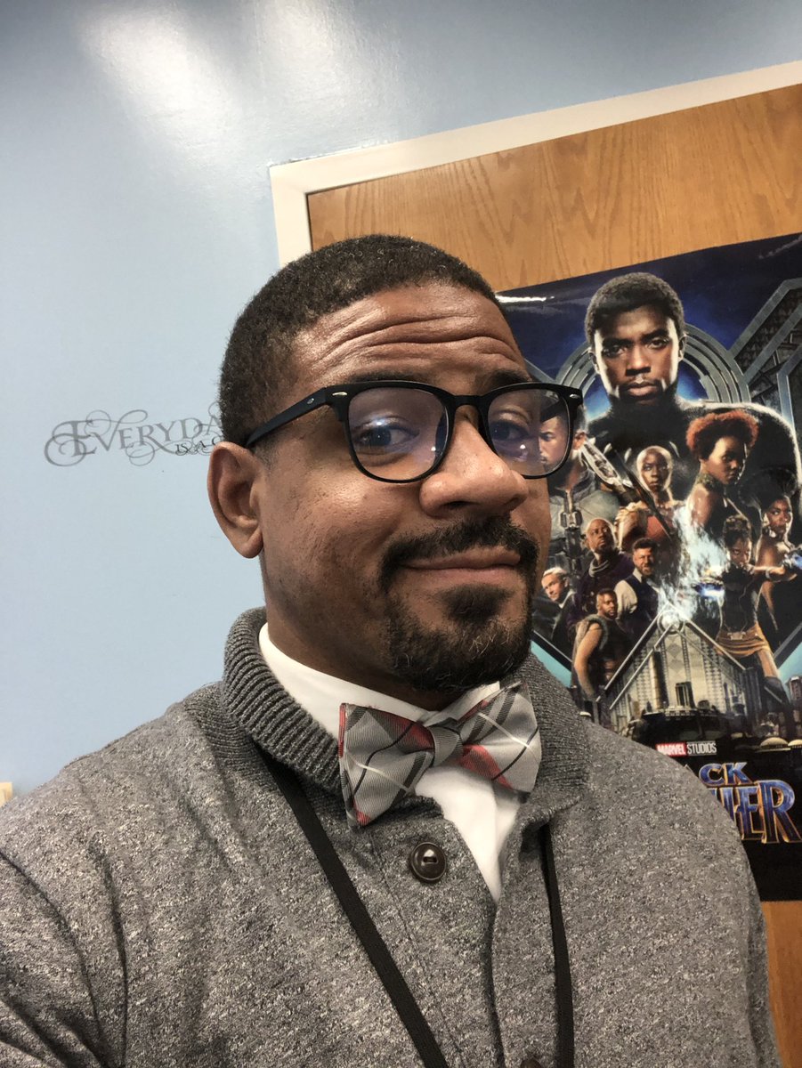 TeachLoveYall's tweet photo. We all know what day it is. #BowTieTuesday @RandRoadRaiders #noplacelikerand https://t.co/SwghKnToUg