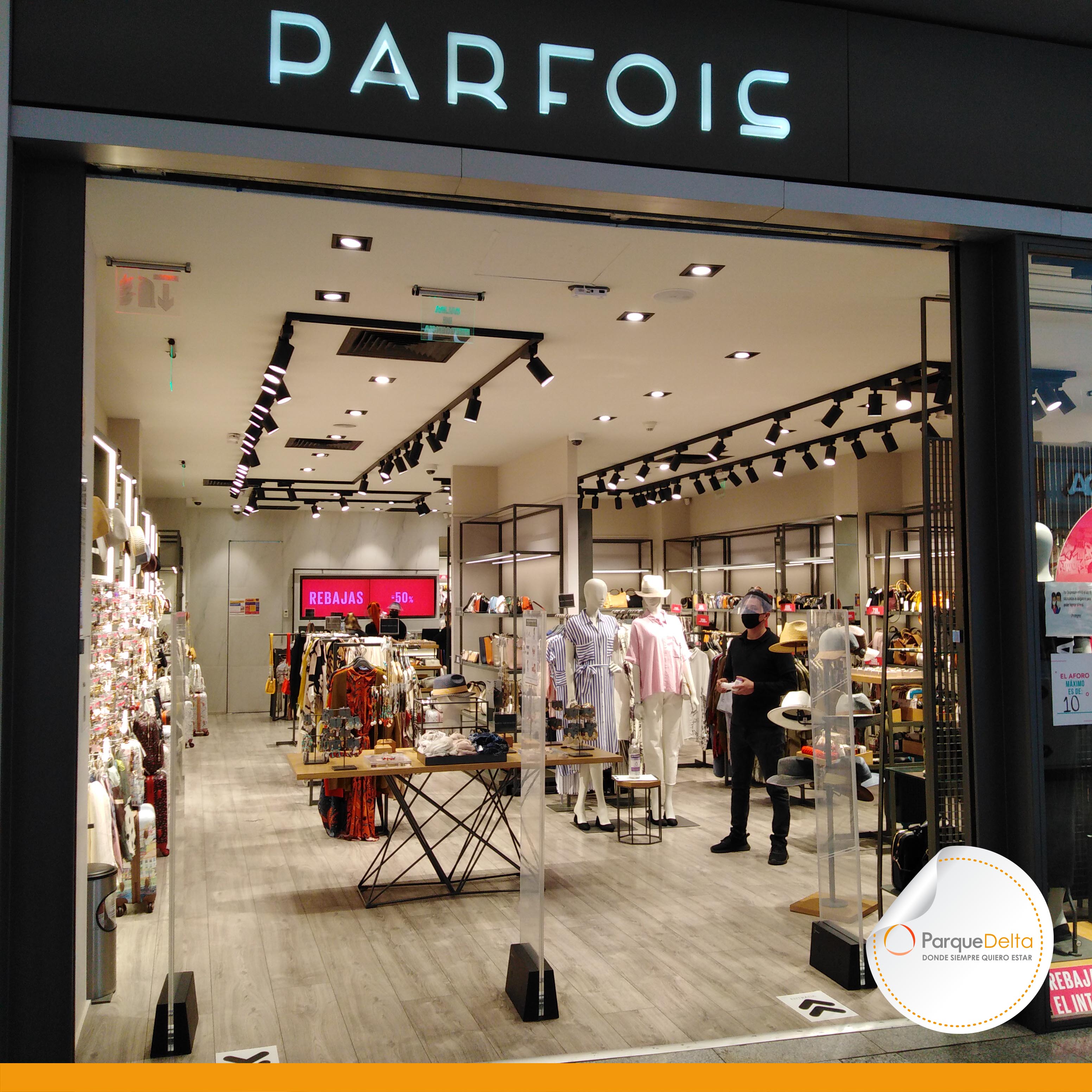 Tiendas de ropa en parque delta hotsell