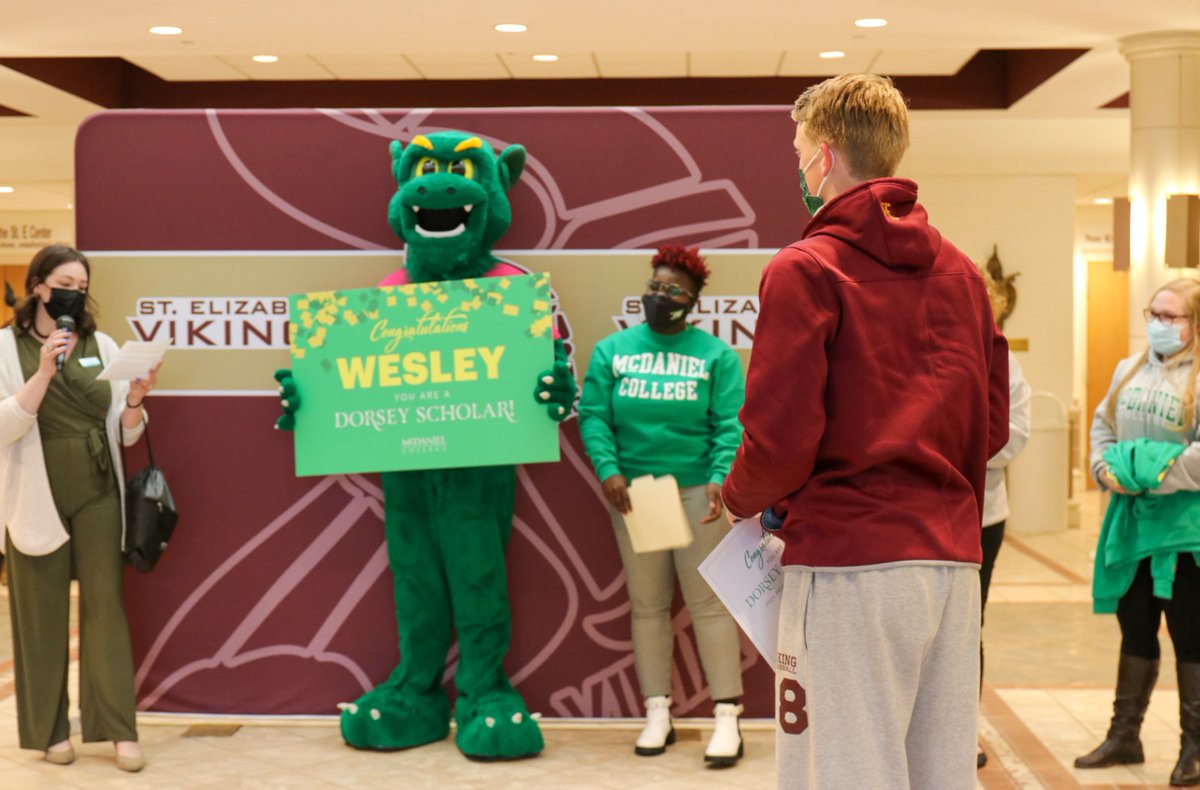 McDanielCollege's tweet photo. We are thrilled to announce this year's first Dorsey Scholar, Wesley Gant, a senior at @StElizSchool 🎉💚💛
The Green Terror surprised Wesley to deliver the big news! The Dorsey Scholars Program is the highest academic honor at McDaniel. Stay tuned for more Dorsey surprises! https://t.co/2lAYK7CC2z