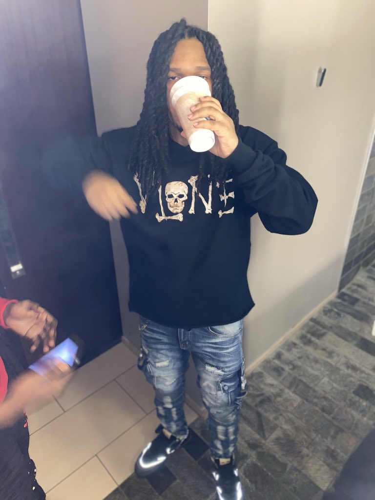 LulSavo_'s tweet photo. I Put It On &amp; It’s Over I Got Different Designers All Over 💯🗣🐐 LongLiveKeyloDaG 🖤 https://t.co/3zTby9icjl