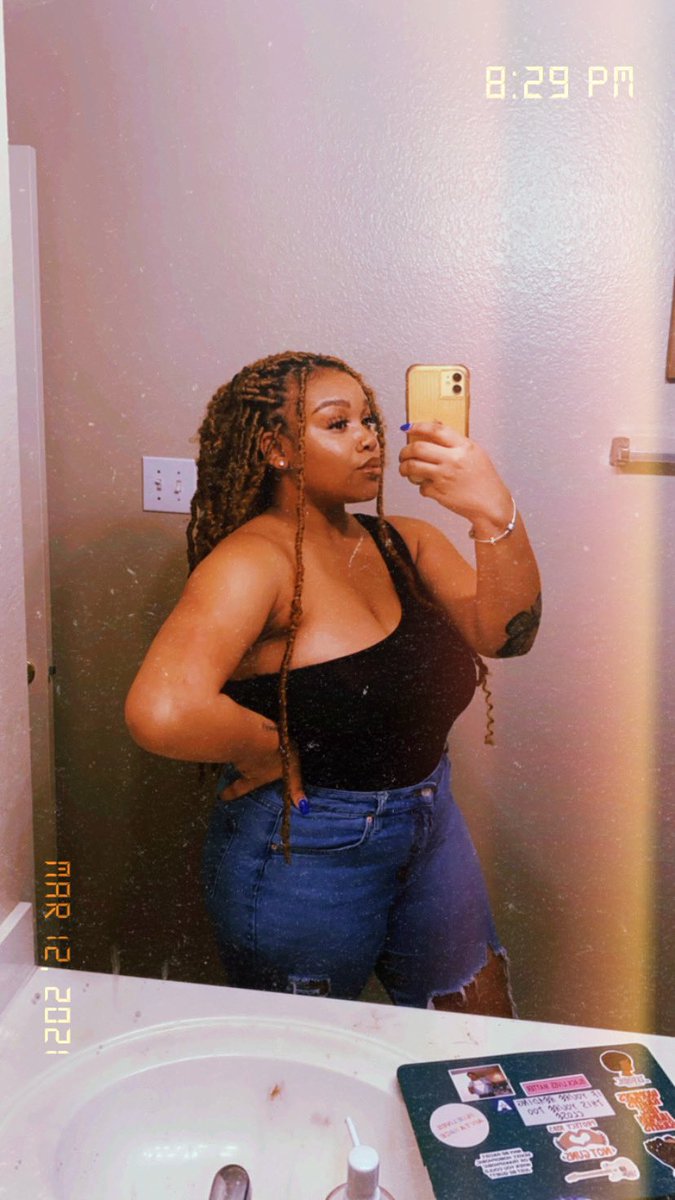 sunnywitha_chas's tweet photo. updating my “this her” pic... 🌪 https://t.co/bi3P4eWLzp