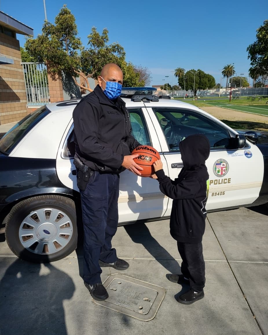 LAPD CSP HARVARD PARK (@lapdharvardpark) on Twitter photo 