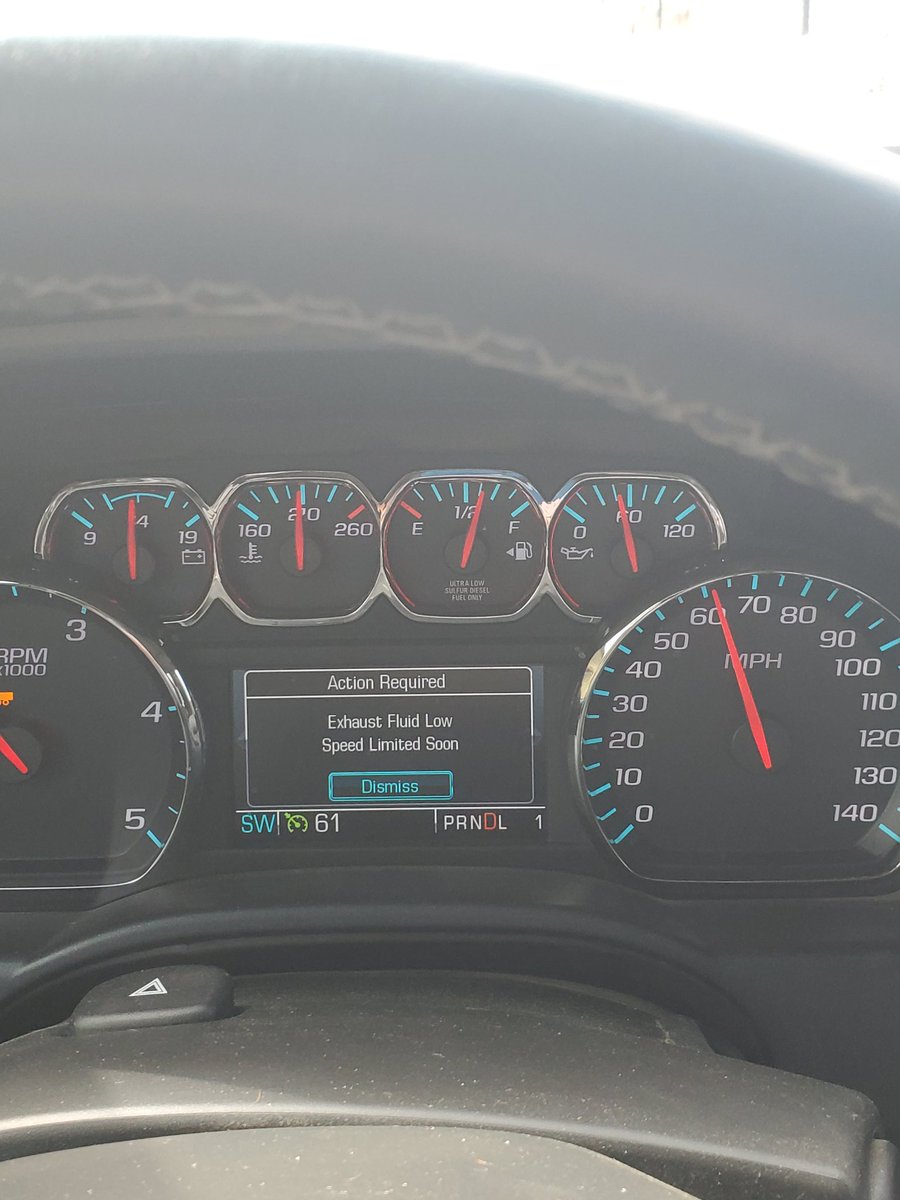 ScottD_redox's tweet photo. Some days you just gotta feel like @RobGalyen #LimpMode wonder how many more miles pulling a load? Damn Def https://t.co/3BAvcB4te3