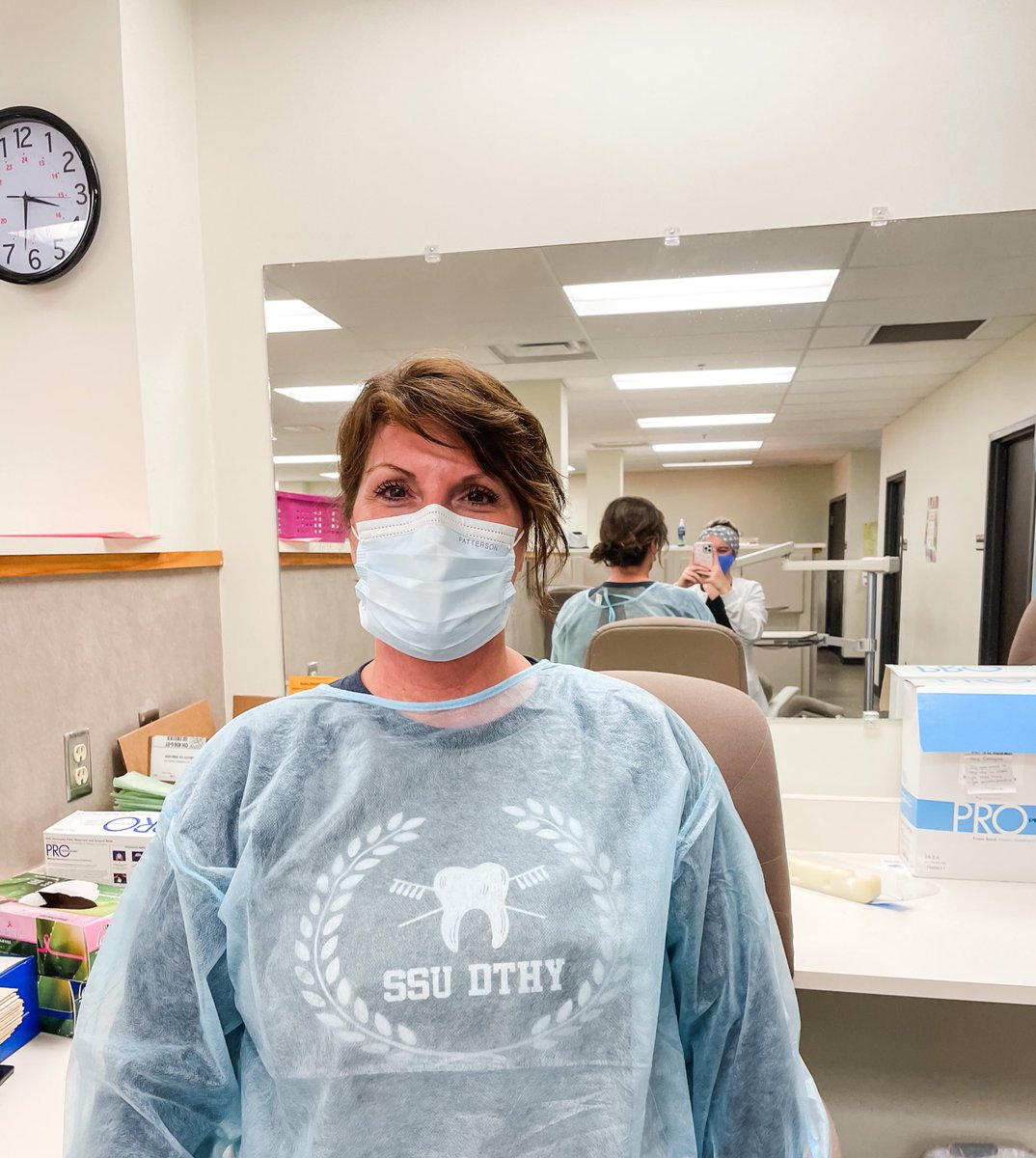 SSUdthy's tweet image. One of our favorite faculty, Brenda!💕