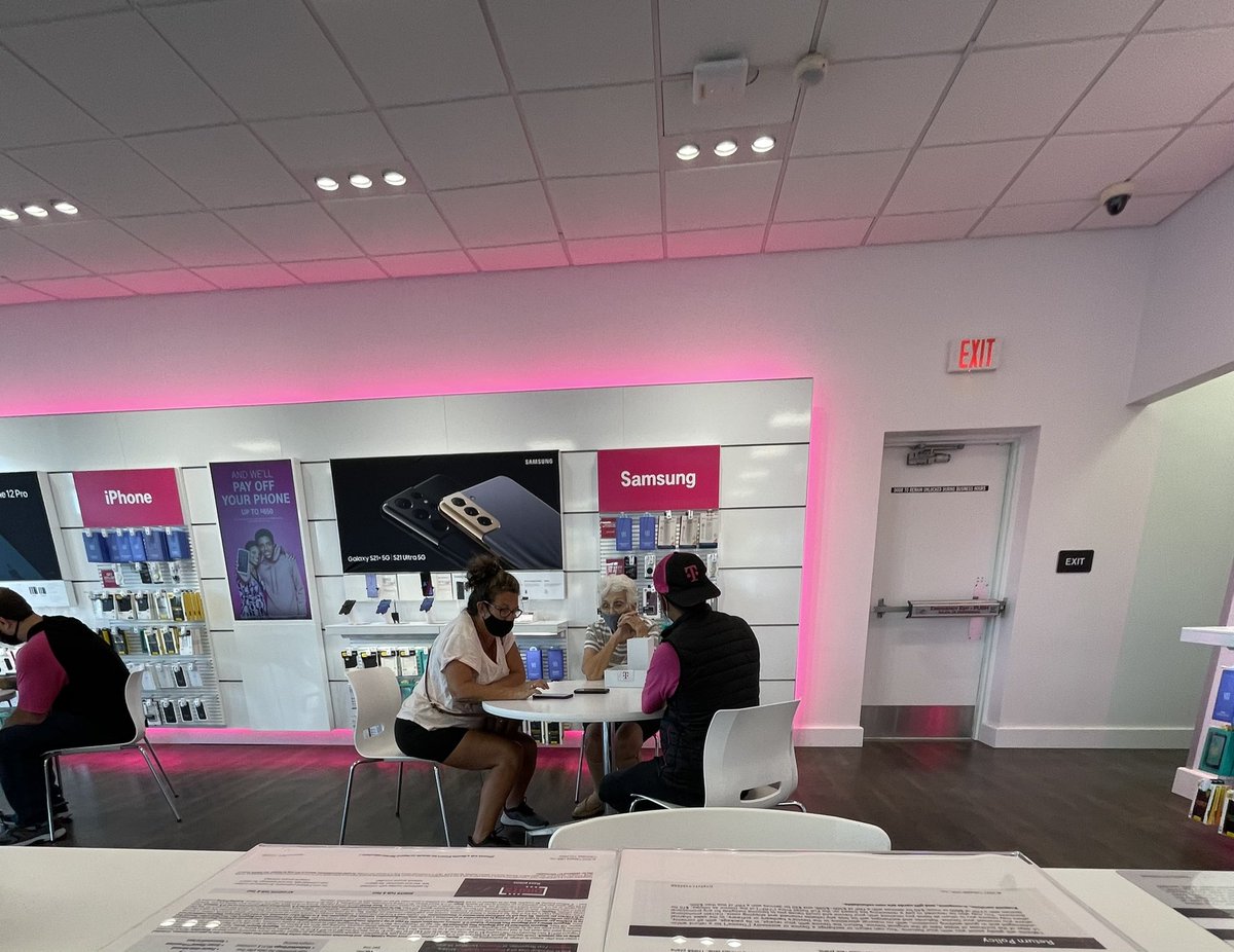 Excite to be working today with the Howell Branch team <a href="/eatsleepmagenta/">Ken Li</a>. Love the energy and the initiative with every customer. Chadwick and Joe working there magic 🪄 <a href="/SotoAmal/">Amal Soto</a> <a href="/mrsallieroberts/">Allison Roberts</a> @chris_tinavelez <a href="/KittelAnnetta/">Annetta Kittel</a>