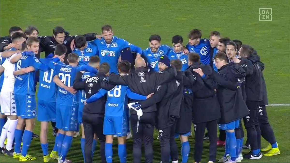 DAZN_IT's tweet photo. 3 punti fondamentali per la squadra di Dionisi π
L'Empoli rimane saldamente al comando della π
±
#SerieBKT #EMPPOR #DAZN https://t.co/YxI368ERCX