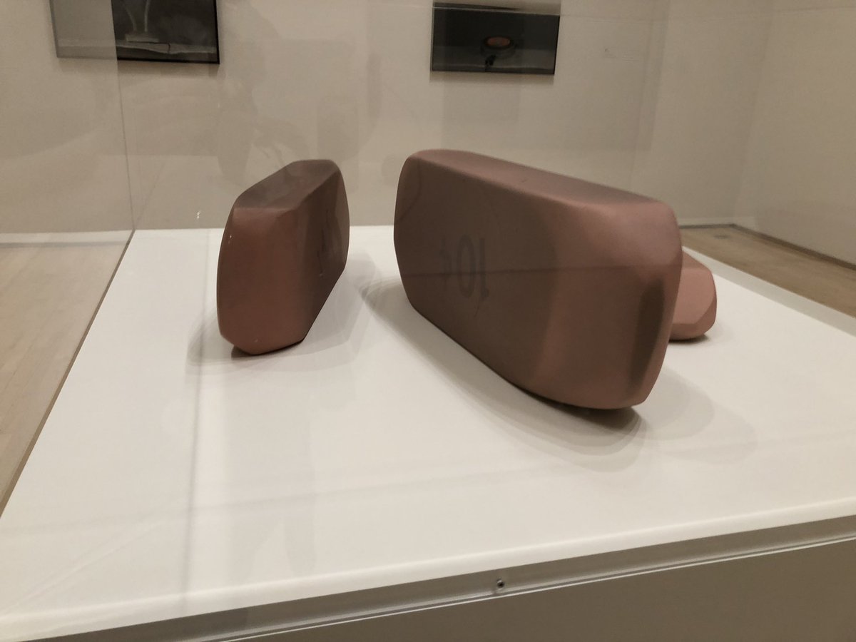 WomensArtForAll's tweet photo. Her ability to recreate still-life is just phenomenal. There is no way to show the totality of this exhibit. There were 100’s of drawings. These were her sculptural elements. Mostly representations of her tools. Comb is random. #Celmins https://t.co/5UUvXA2XPj