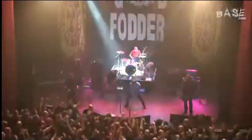 basestudios's tweet image. #NedsAtomicDustbin filmed in 2010 at the #London 02 Empire.
youtu.be/i5EZrkWvEw0

Subscribe to the YouTube for more interviews &amp;amp; performances from many world class acts.

basestudios1.co.uk 
#BaseStudios
07976843718
#rehearsalrooms
#recording
#blackcountry
#stourbridge