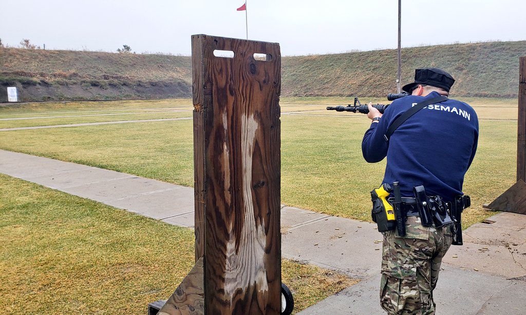 NSPTrooperCook's tweet photo. #Camp64 #firearms #training https://t.co/Ts5Q7QOTIu