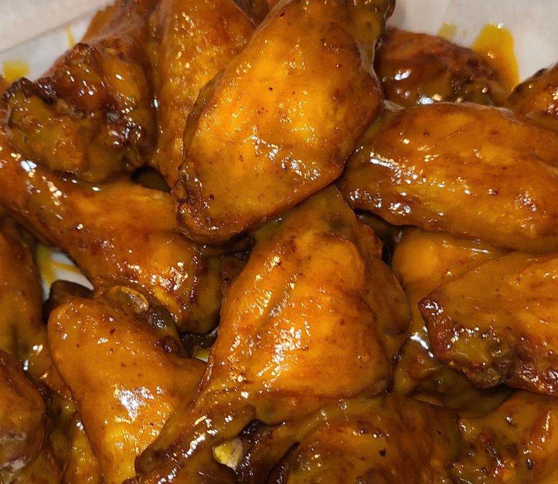 JKstylegrill's tweet photo. Eat something yummy today
Today is #wingwednesday 
10 wings +side + drink =$10+tax
757.965.4783 or order online https://t.co/GBApUHrQUl https://t.co/q8PIig8tbe