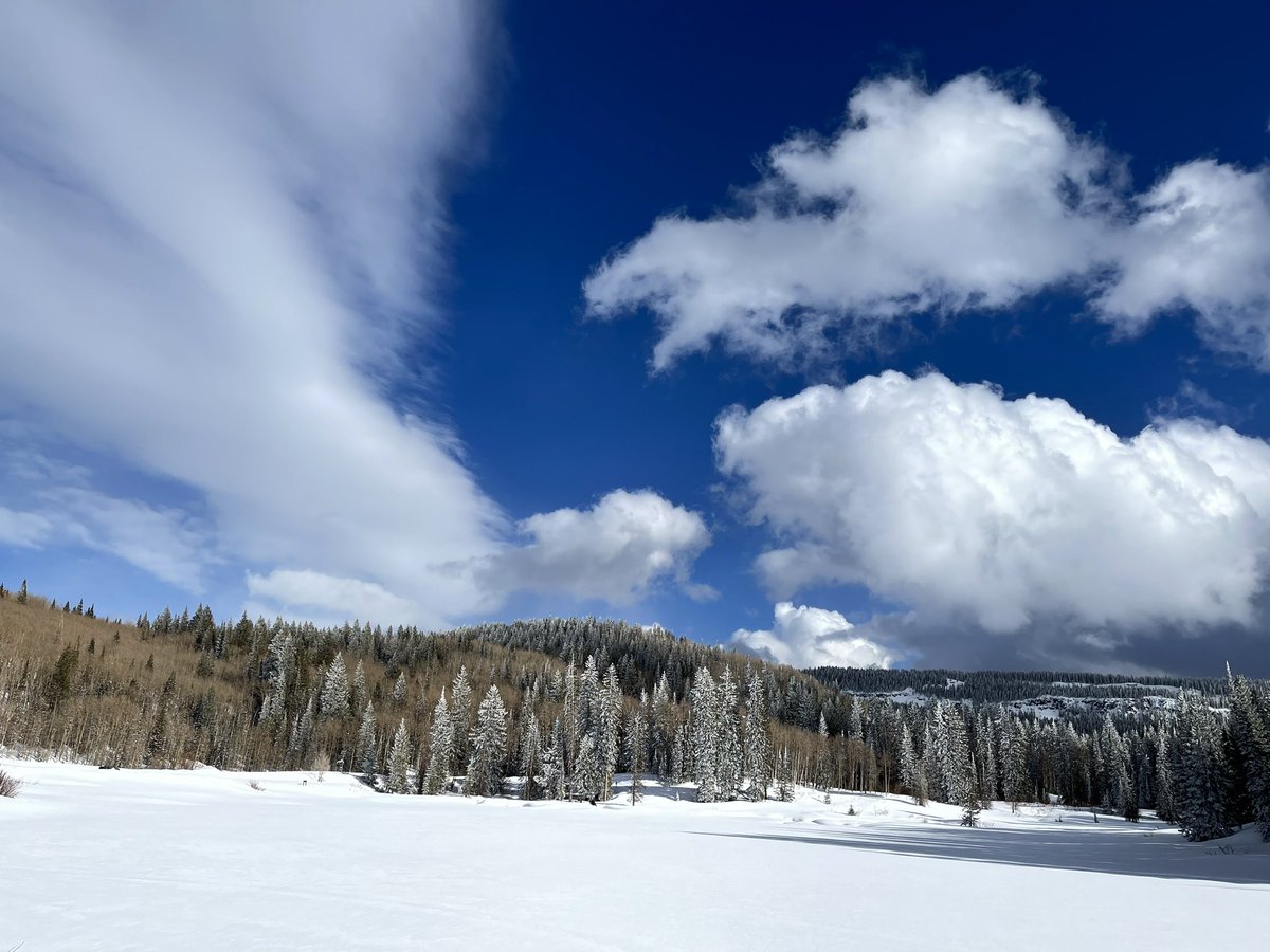 dasari_vedanth's tweet photo. Colorado is a beast #nofilter #shotoniphone #shotoniphone12promax https://t.co/uje5vUnMdc