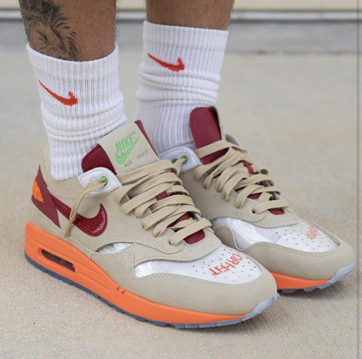 Air max 1 2025 clot kiss of death
