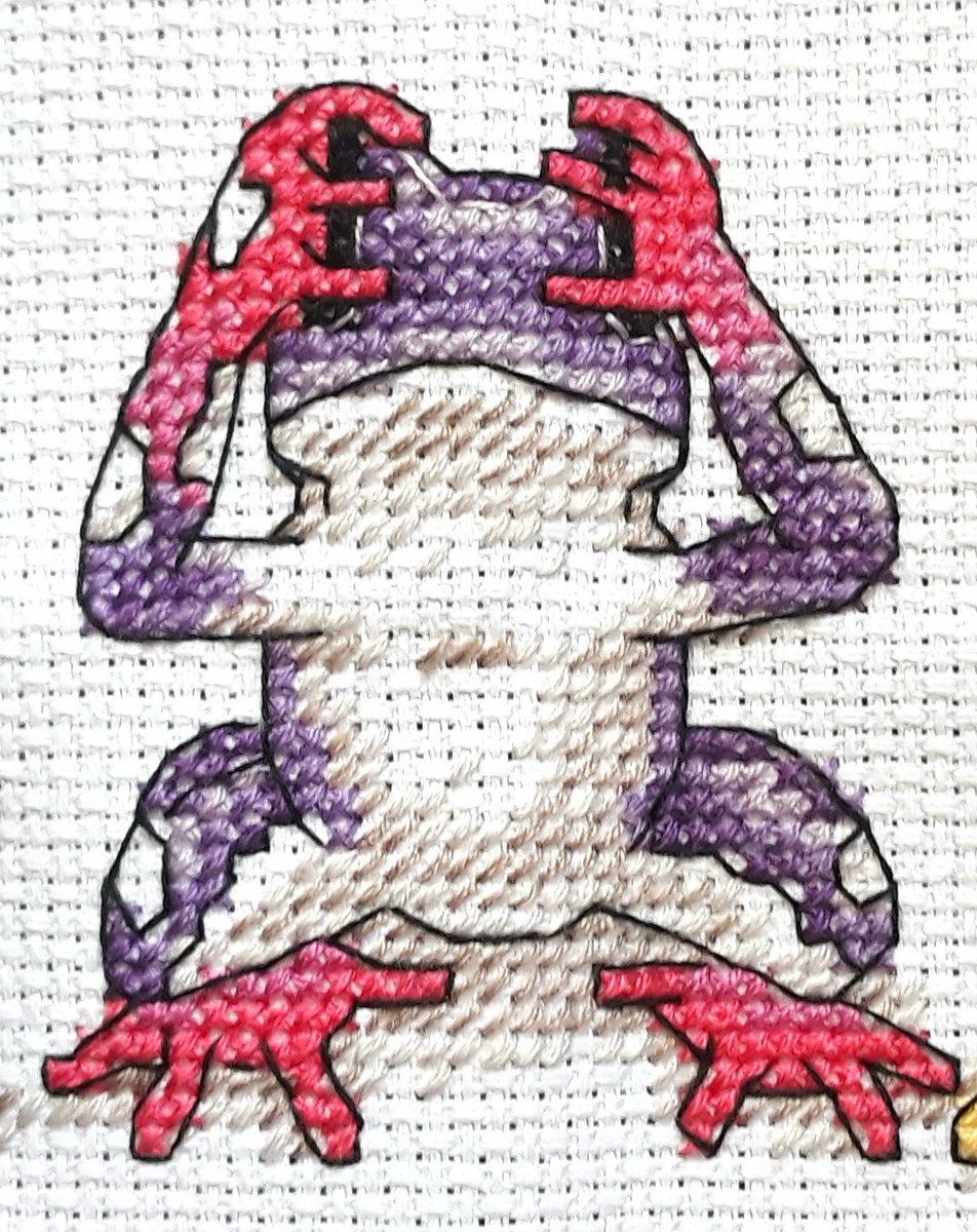 LorikeetXstitch tweet picture