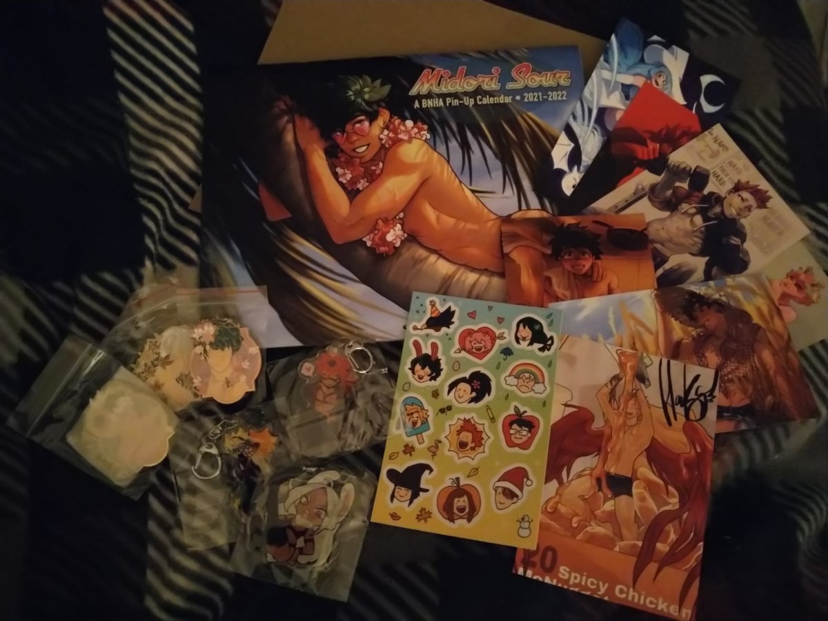 EllamagArt's tweet photo. 😍😍😍😍😍 Finally! 😍😍😍😍 Thank you @BNHAcalendar! And thank you to all the artists! https://t.co/tIUzZmBv0Q