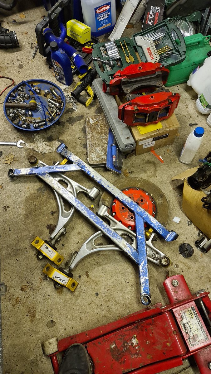 EngineBreaking's tweet image. Busy evening taking things apart, as per...