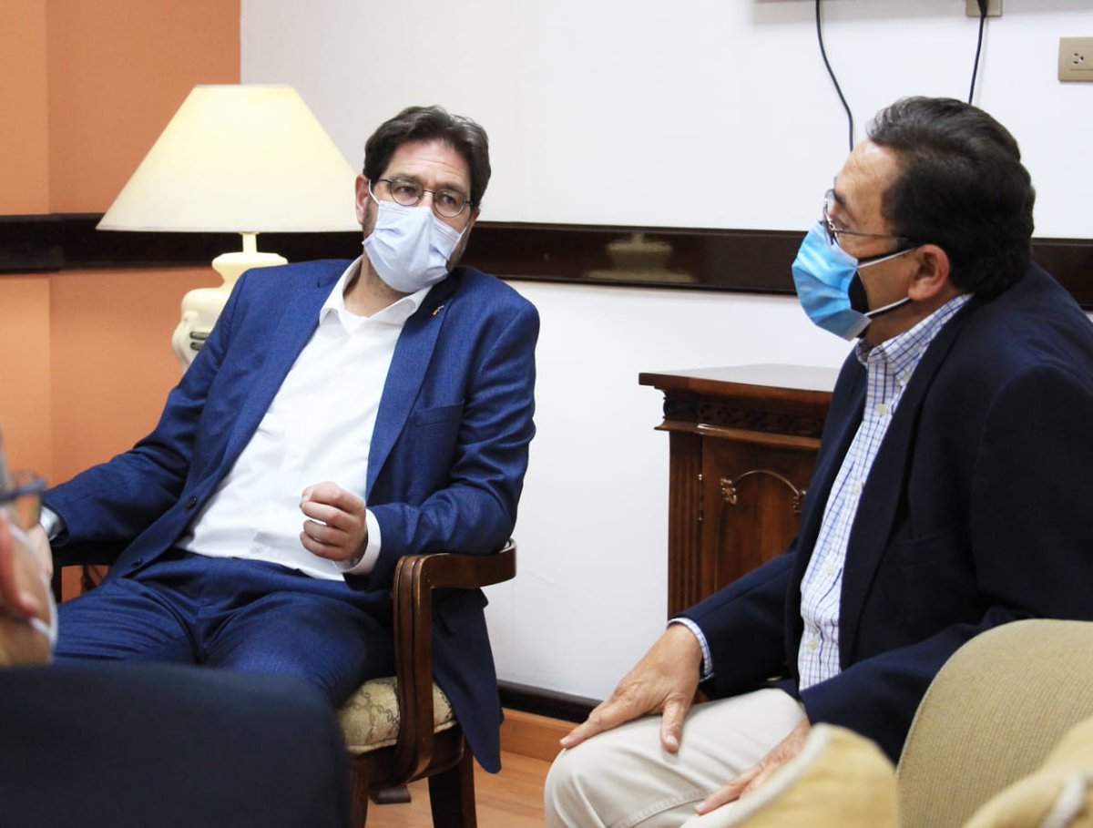 GizHonduras's tweet image. El Jefe de Cooperación de la #EmbajadadeAlemania, Thomas Cieslick, destacó las relaciones entre #Honduras y #Alemania a través de la cooperación exitosa entre ambos países. #MiAmbiente