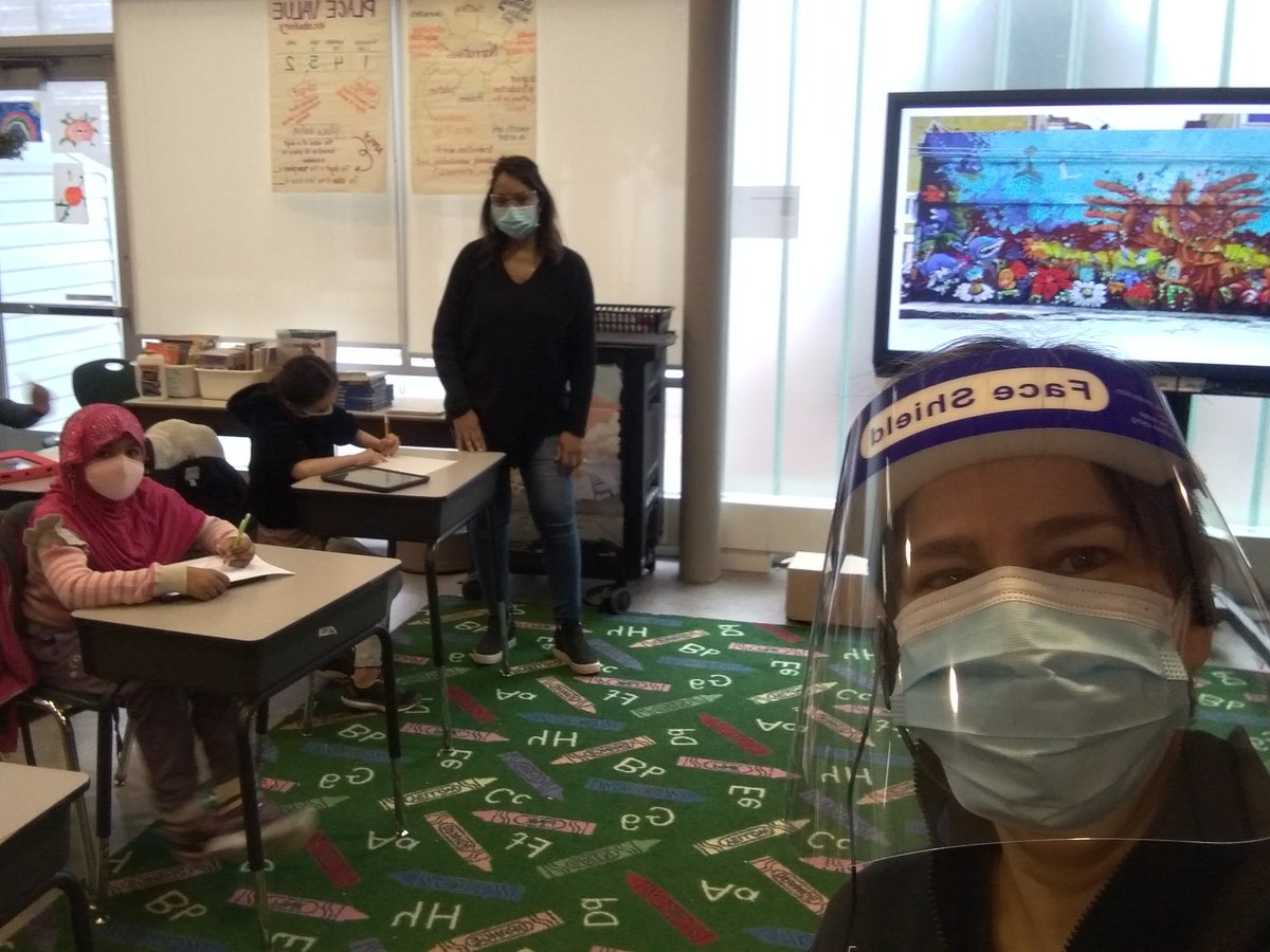 MissDianahern's tweet photo. The Colours of Latin America, co-teaching an ART lesson in grade 4 with the amazing @nwilliamsTL. 4F learned about 3D and Urban art, Flora, Fauna and the astonishing landscapes of the countries. Well done 4F!   @TPPS_TDSB https://t.co/LFqxKSRGhV