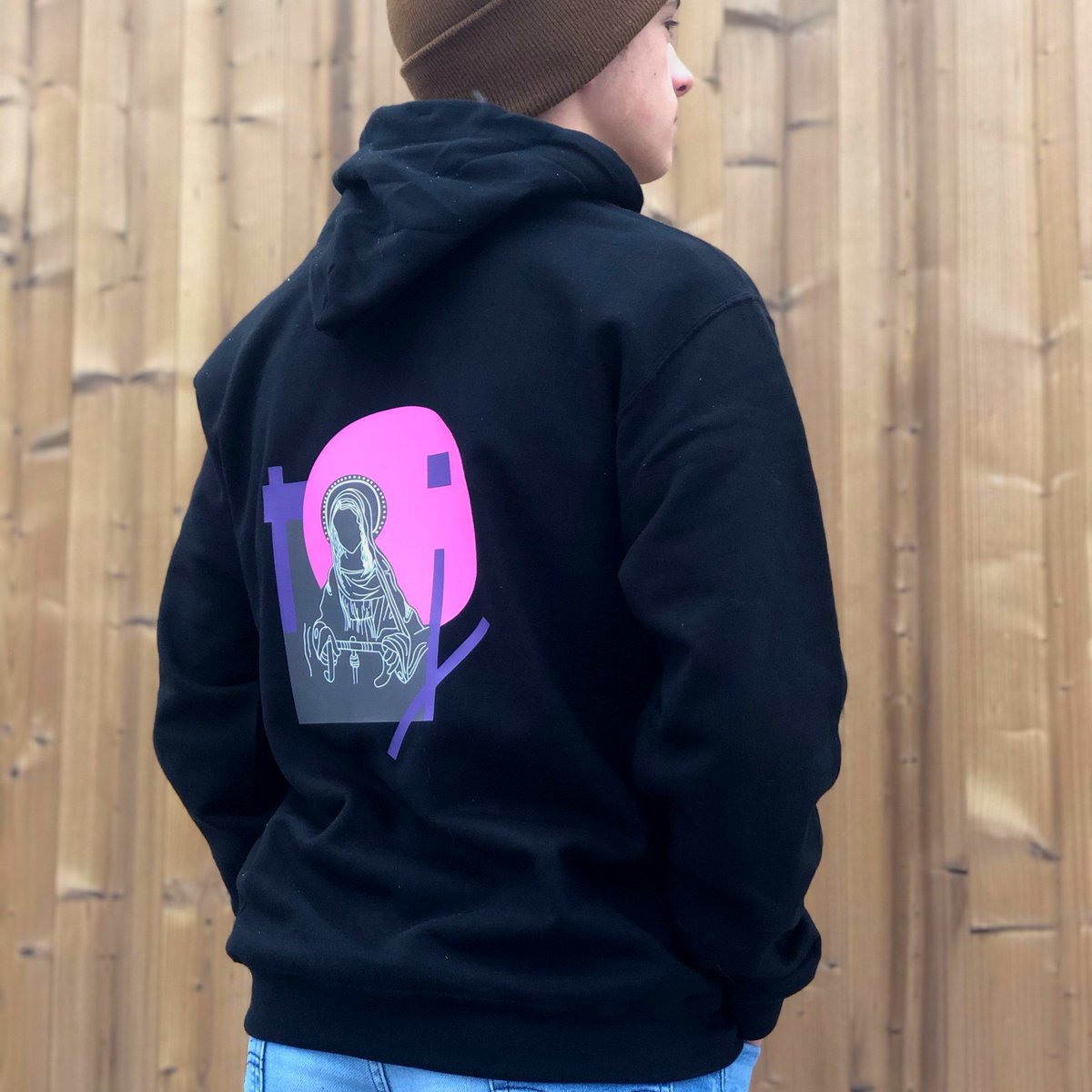 TheBullet_BE's tweet photo. Iedereen op de fiets! #velo #fiets #outsideisfree #casualstyle #sweater #onlineshopping #fietsen #staysafe #cycling #fietsstickers #womenonbikes #sustainablefashion #bikebabes #fitchoices #cyclinglife #lifebehindbars #velocult #womencycling #coureur #cyclist #fromwhereiride https://t.co/RMcRtPEhlH