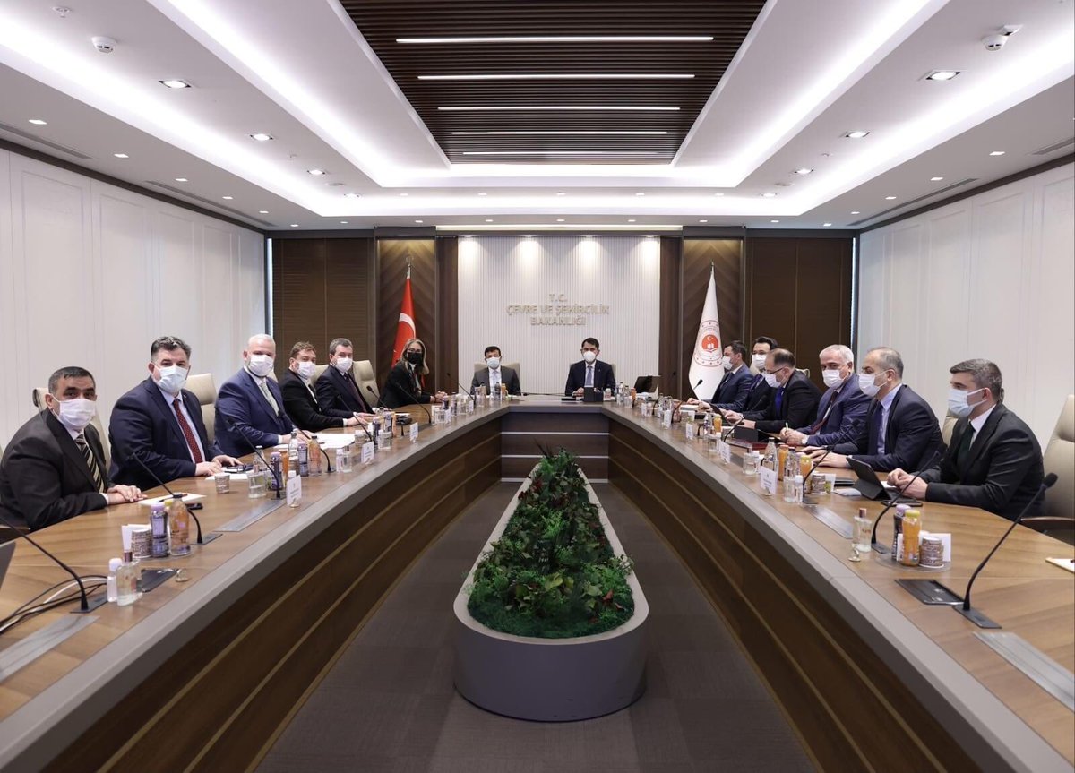 drdogruer's tweet photo. Çevre ve Şehircilik Bakanımız Sn. @murat_kurum Genel BaşkYard, Mv. @avhamzadag ,  Mv. @CeydaBC47, Belediye Başk @kostuhakan @DemirezenUgur  @pehlivanaydinn işe ziyaret edip devam eden projelerimiz hakkında görüşmelerde bulunduk. https://t.co/s50jTGhbL5