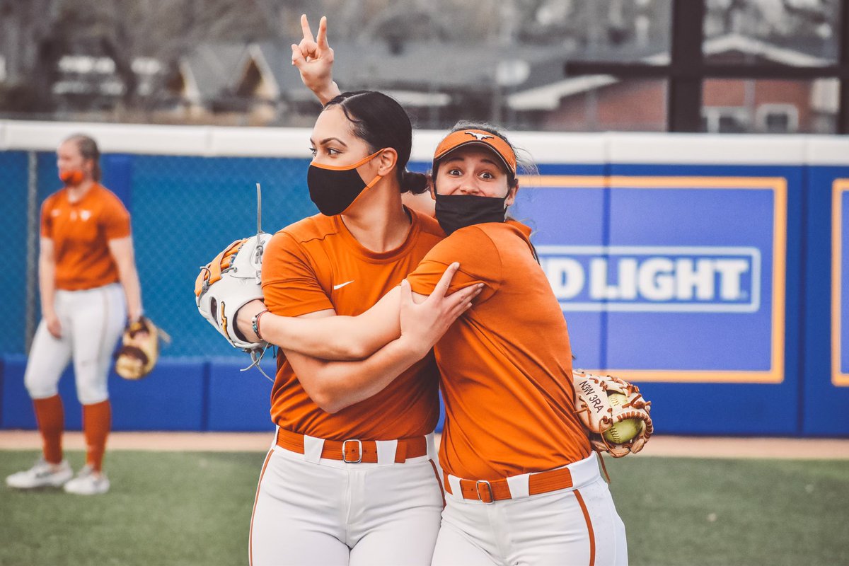 Texas Softball tweet media
