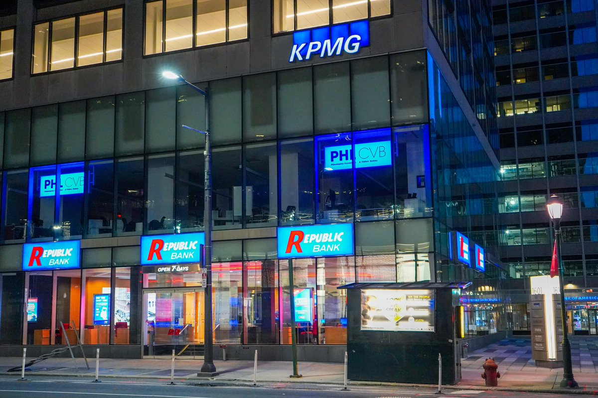 meetPHL's tweet photo. The PHLCVB's office at 16th and Market streets joins other buildings and landmarks throughout the city tonight by turning our lights blue to honor healthcare workers, first responders, and the lives lost to COVID-19 as #PhillyReflects. ๐ https://t.co/m0Vx0esfx5
