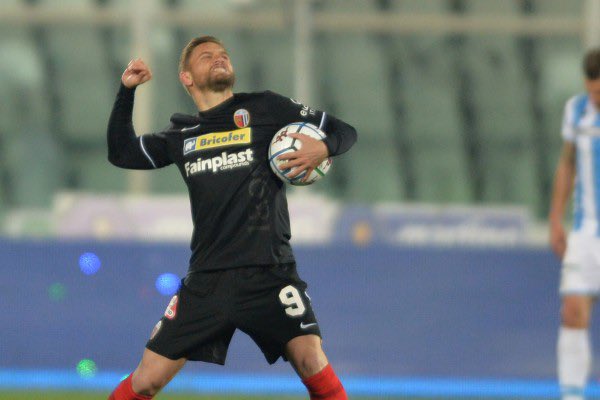 ascolicalciofc's tweet photo. “Non molliamo, ce la giochiamo fino alla fine. Abbiamo fatto una partita importante, da uomini. Siamo stati un gruppo ed il gruppo ha vinto”.

Così Federico Dionisi 👉🏻 https://t.co/FhNPudKZBk

#PESASC #LaReginaDelleMarche https://t.co/rQNVtyZIR8