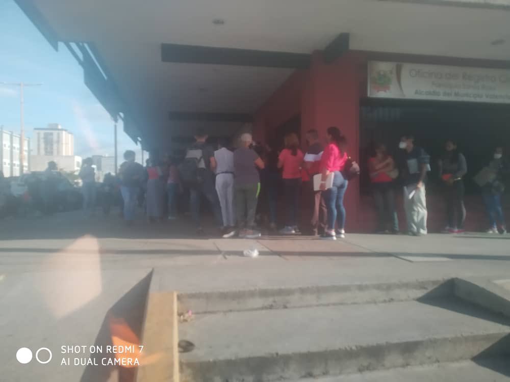 GANAMOS UNA!!!TRÁMITES GRATUITOS EN REGISTRO DE SANTA ROSA: La registradora civil de Santa Rosa de Valencia, Anahis Vargas, anunció que a partir de este martes todos los trámites serán gratuitos. Usuarios manifestaron que el anuncio lo hizo la misma jefa del despacho municipal.