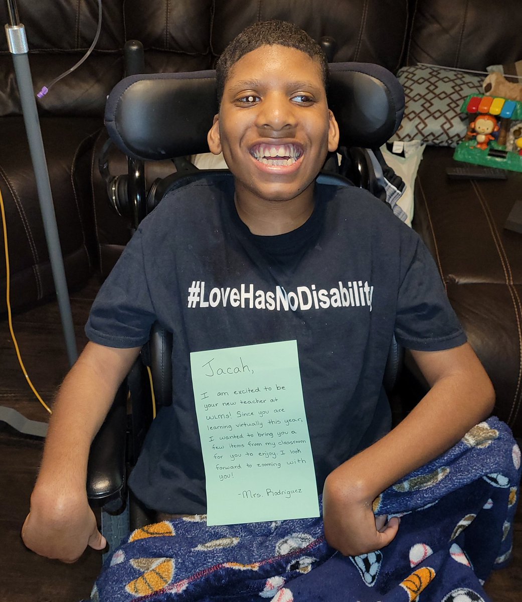 JacahsLadder's tweet photo. Came home today to a little surprise at the door for my Lovebug!! Thanks for the grand introduction @MrsMarcieRodri !!! We look forward to working with you ๐
@HumbleISD_WLMS #LoveHasNoDisability #LifeAfterShakenBabySyndrome #SpringBreak2021 https://t.co/ArLDqsVthj