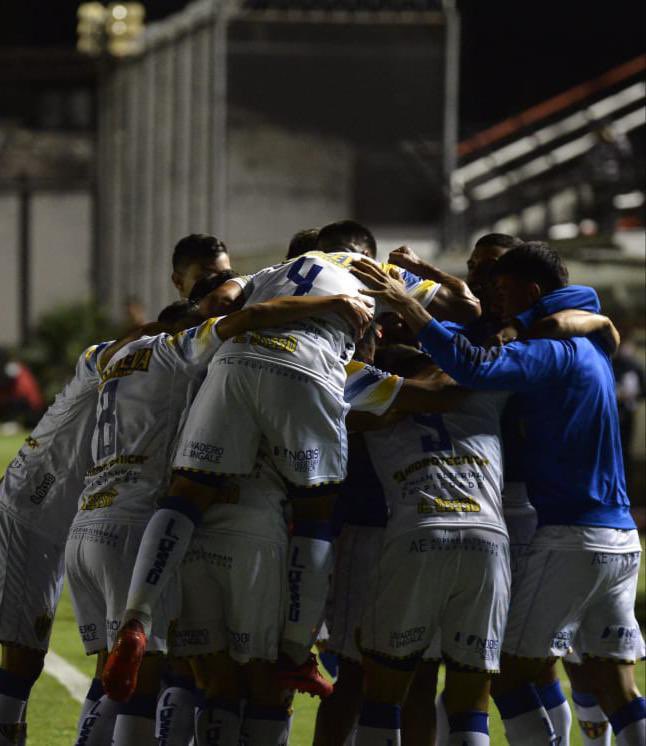 Muy feliz por la entrega y el esfuerzo del equipo, representaron al club de la forma que había que hacerlo 💪🏽👏🏽... a seguir trabajando por el objetivo!! 🔵🟡 #VamosBohemio