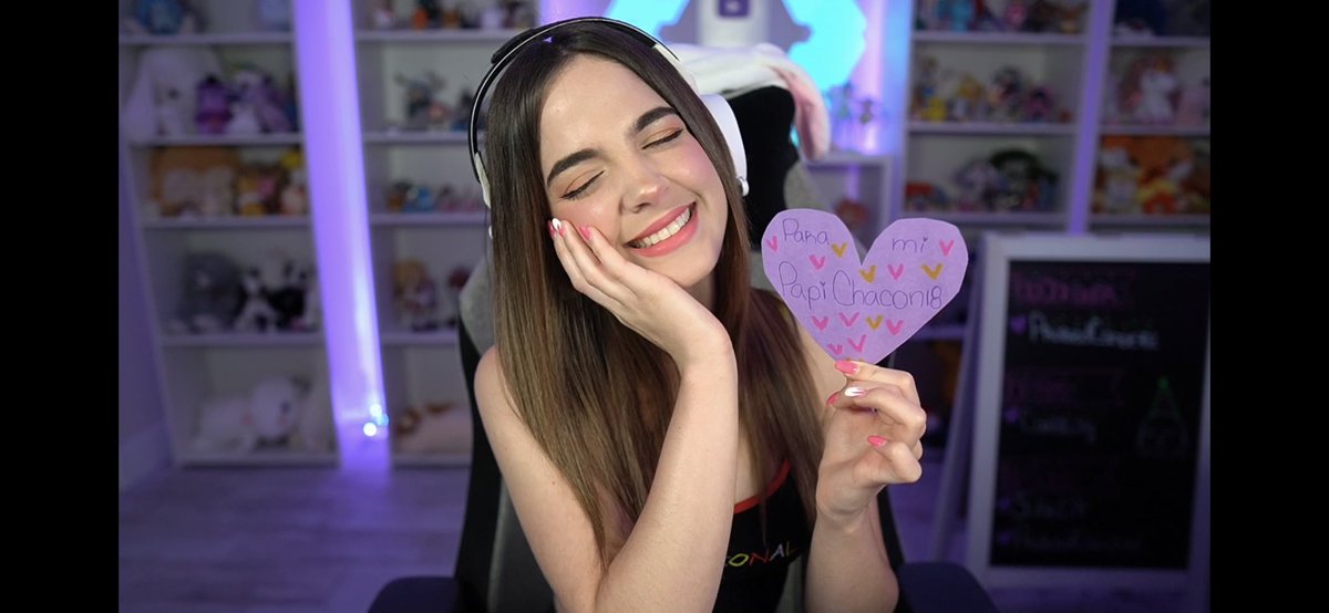 PapiChacon18's tweet photo. Aún sigo emocionado por este gran momento para mí 💖 bella @staryuukiii muchas gracias por este hermoso zingcito 💖 los mejores de todo el mundo 💖 espero en un futuro obtener más 😁 muchas gracias hermosa eres la mejor 💖🤗 https://t.co/0ag4mz8Yge