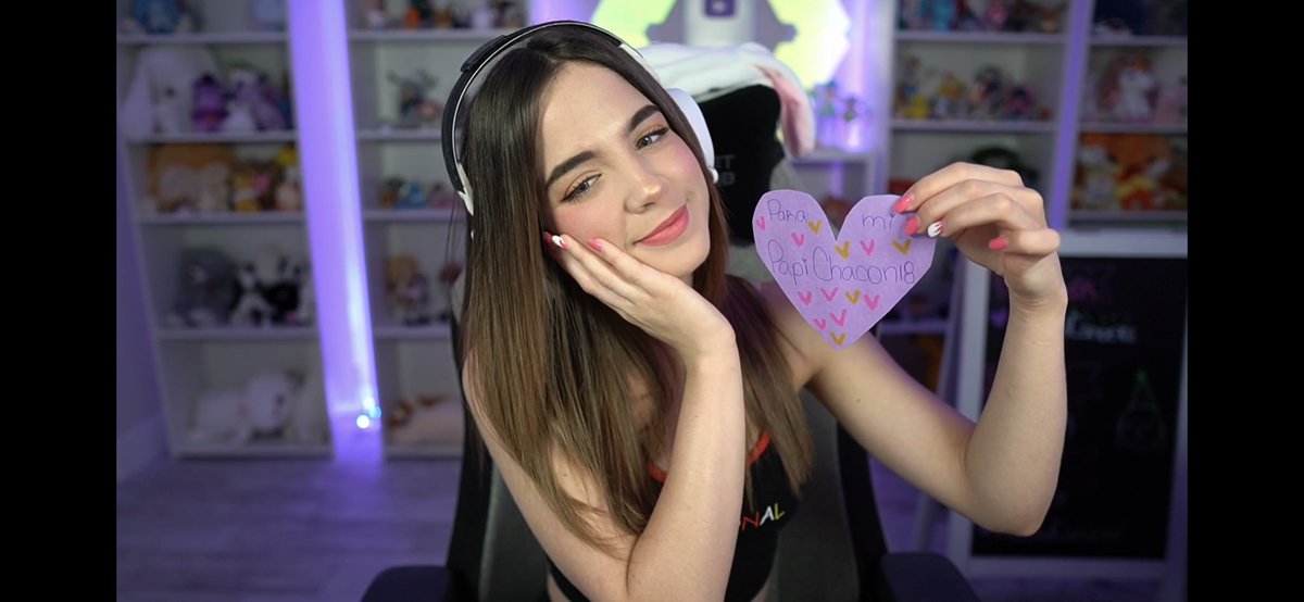 PapiChacon18's tweet photo. Aún sigo emocionado por este gran momento para mí 💖 bella @staryuukiii muchas gracias por este hermoso zingcito 💖 los mejores de todo el mundo 💖 espero en un futuro obtener más 😁 muchas gracias hermosa eres la mejor 💖🤗 https://t.co/0ag4mz8Yge