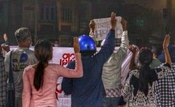 People in Pathein, Ayeyarwady region, protest against the military coup before sunrise today morning.

RESTORE MOBILE DATA

#Mar17Coup
#WhatsHappeningInMyanmar