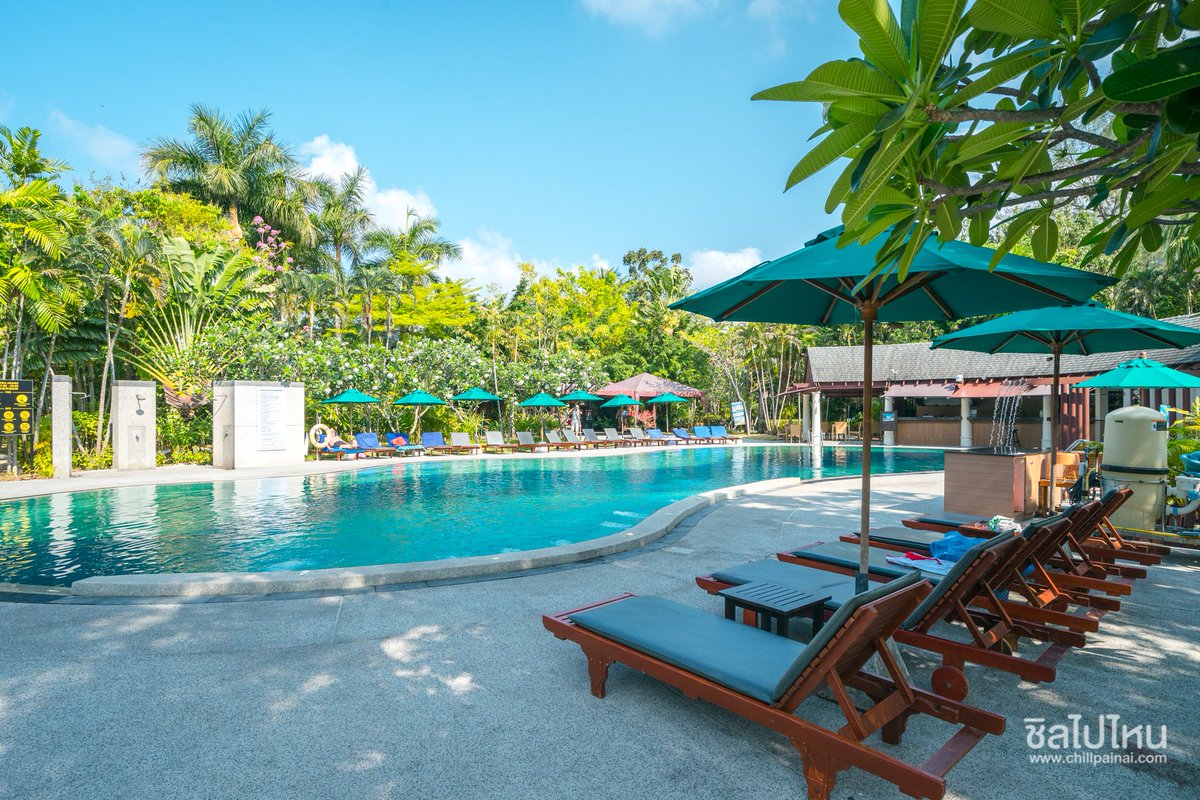 deevanapatong's tweet photo. Spend a day doing nothing at ..... Deevana Patong Resort & Spa💦🍃
.
#deevanapatongresortandspa #deevanahotelsandresorts #poolvibe #vibe #pool #thursday https://t.co/6Q0heo7KoS